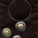 Biżuteria wykonana z materiałów: Mosiądz, Nowe srebro